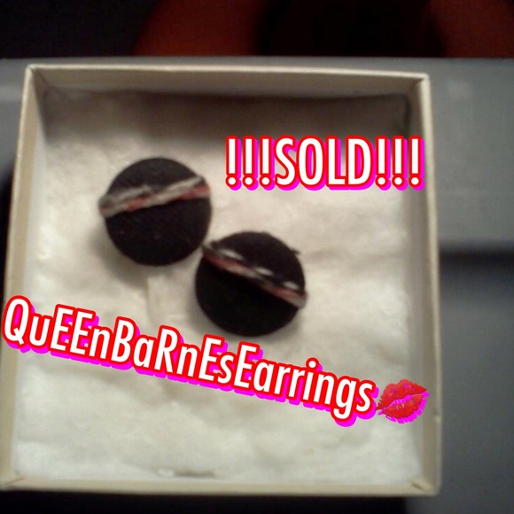 Handmade earrings by me 💋QuEEnBaRnEs💋 - Picture 1 of 1